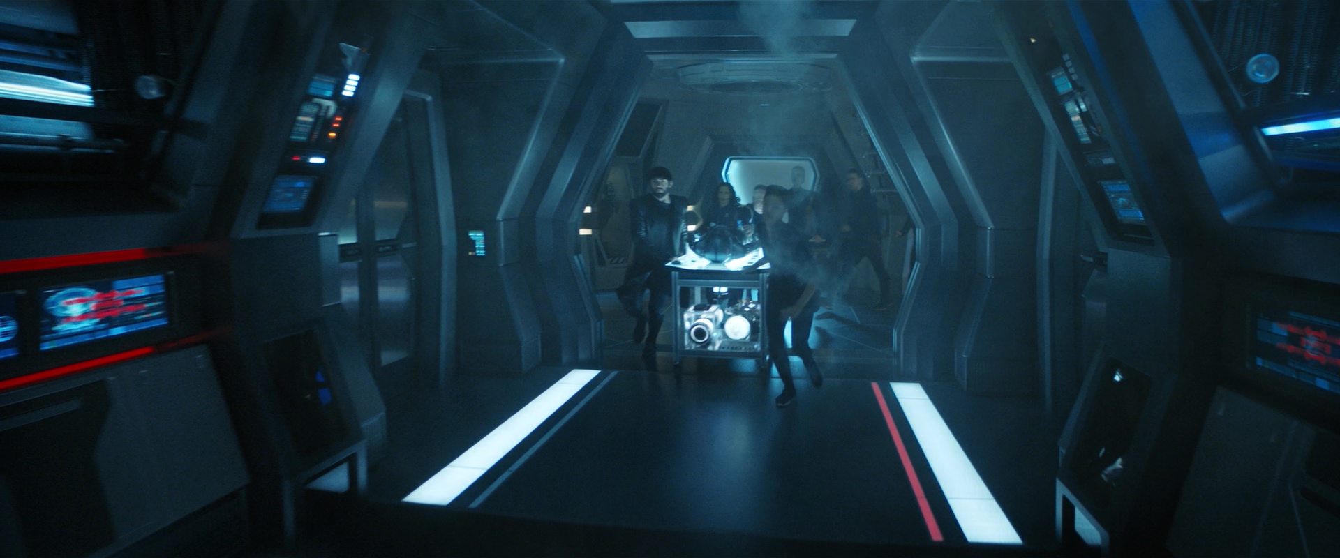 extant_StarTrekDiscovery_2x14-SuchSweetSorrowPart2_01562.jpg