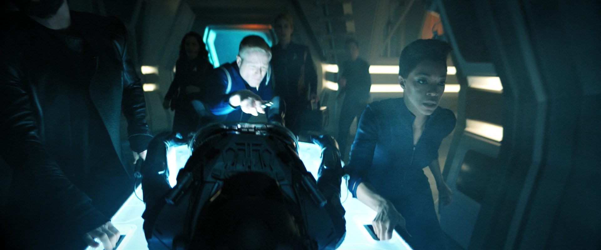 extant_StarTrekDiscovery_2x14-SuchSweetSorrowPart2_01567.jpg