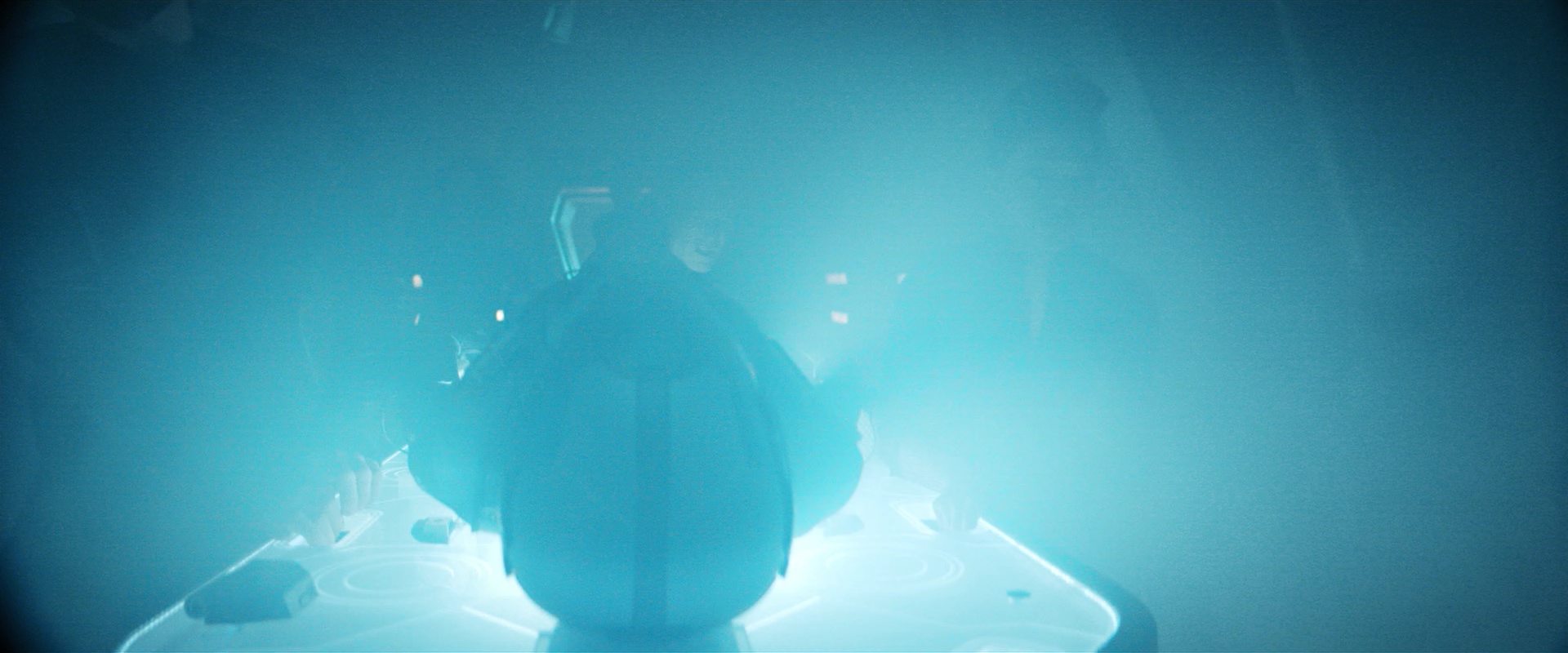 extant_StarTrekDiscovery_2x14-SuchSweetSorrowPart2_01568.jpg