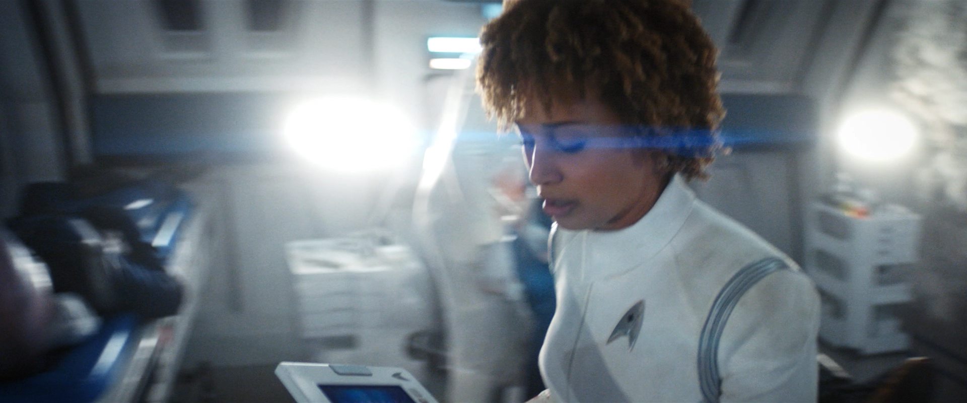 extant_StarTrekDiscovery_2x14-SuchSweetSorrowPart2_01773.jpg
