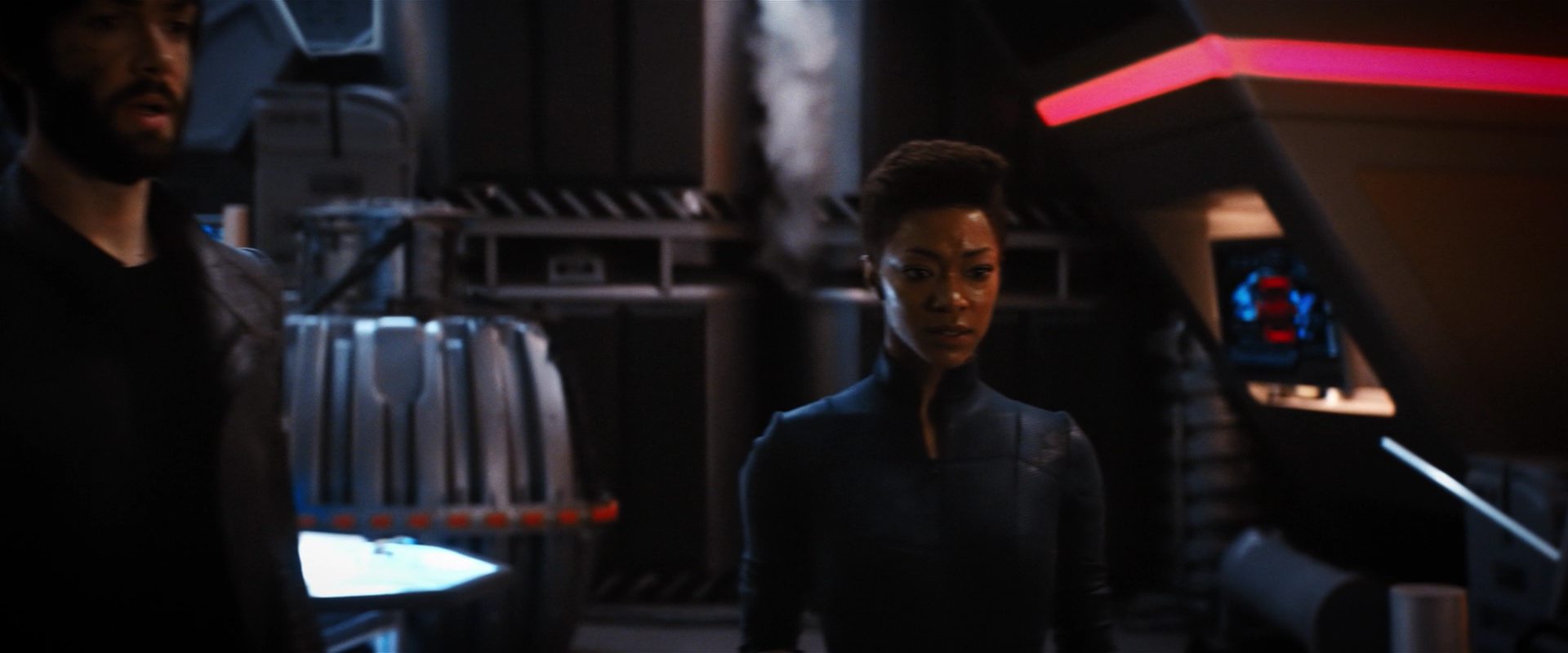 extant_StarTrekDiscovery_2x14-SuchSweetSorrowPart2_01824.jpg