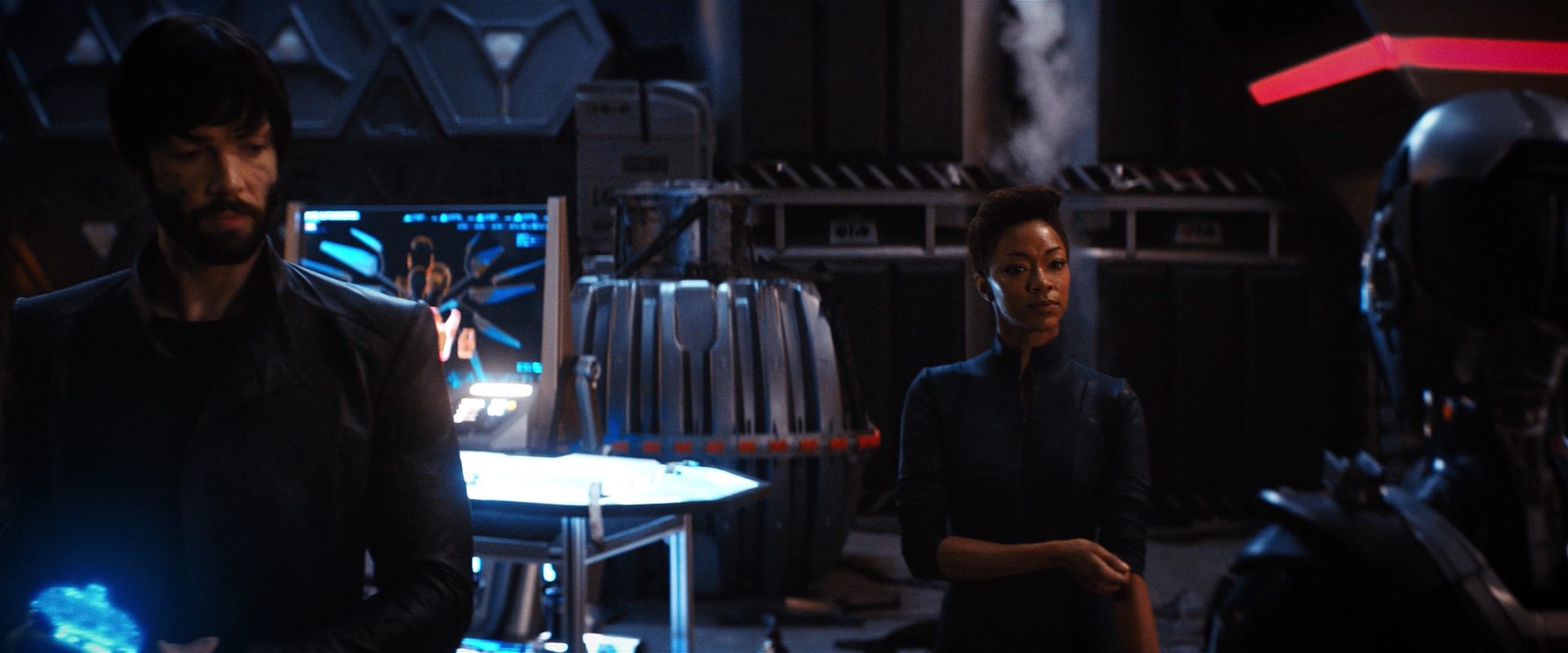 extant_StarTrekDiscovery_2x14-SuchSweetSorrowPart2_01851.jpg