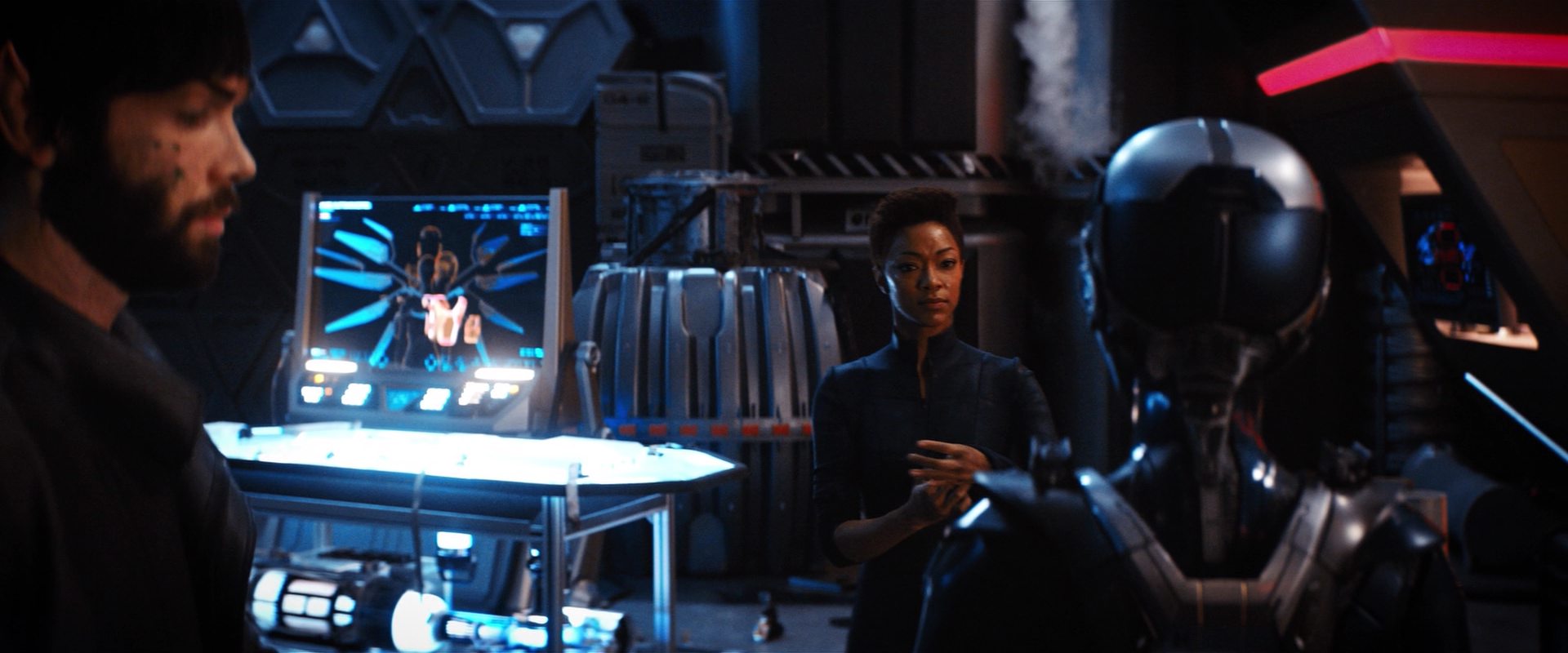 extant_StarTrekDiscovery_2x14-SuchSweetSorrowPart2_01854.jpg
