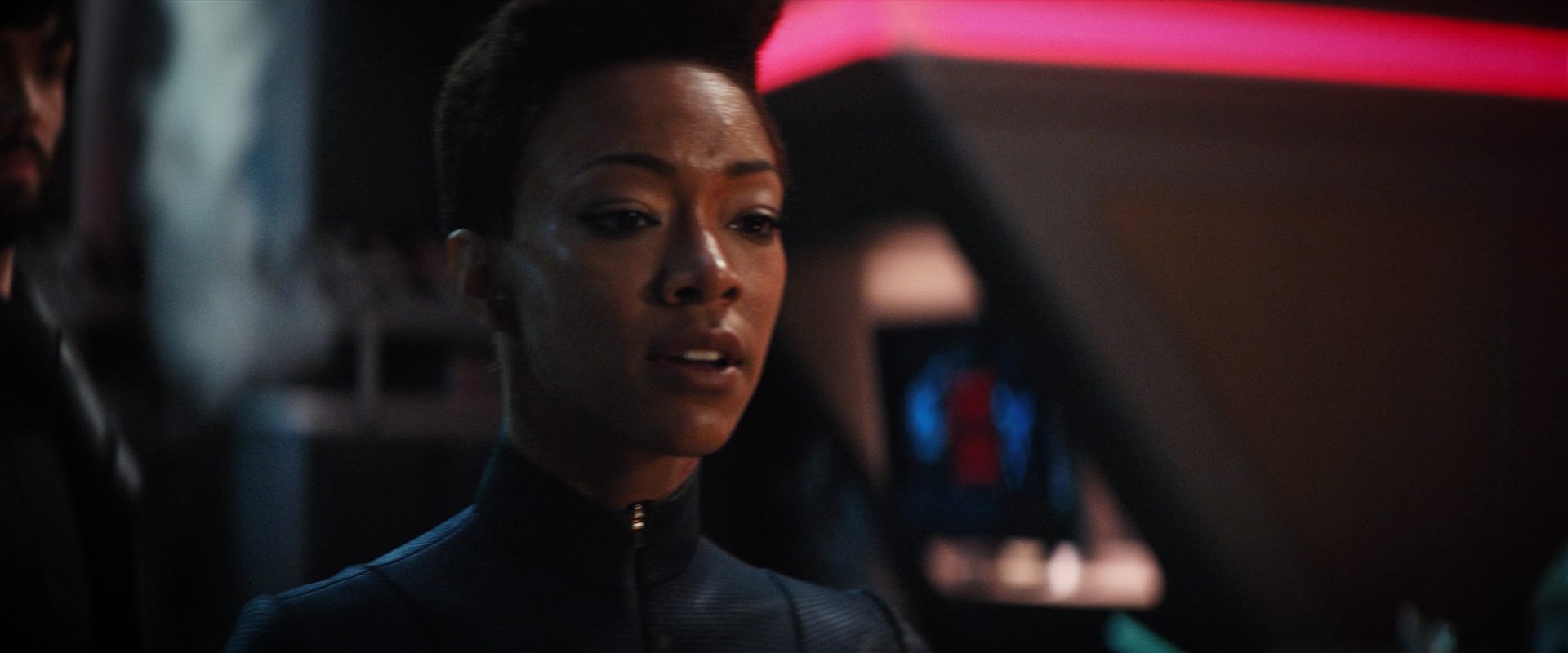 extant_StarTrekDiscovery_2x14-SuchSweetSorrowPart2_01874.jpg