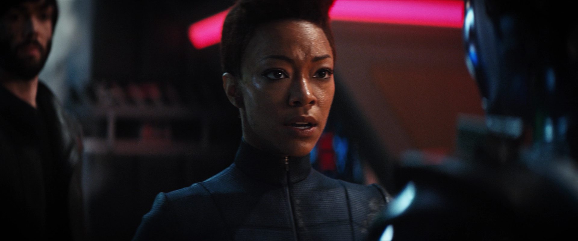 extant_StarTrekDiscovery_2x14-SuchSweetSorrowPart2_01876.jpg