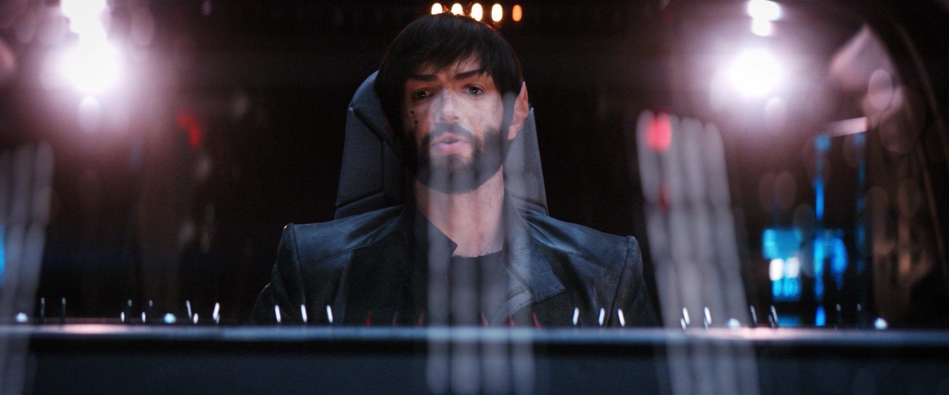 extant_StarTrekDiscovery_2x14-SuchSweetSorrowPart2_02048.jpg