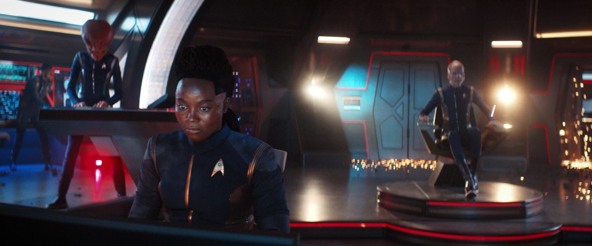 extant_StarTrekDiscovery_2x14-SuchSweetSorrowPart2_02057.jpg