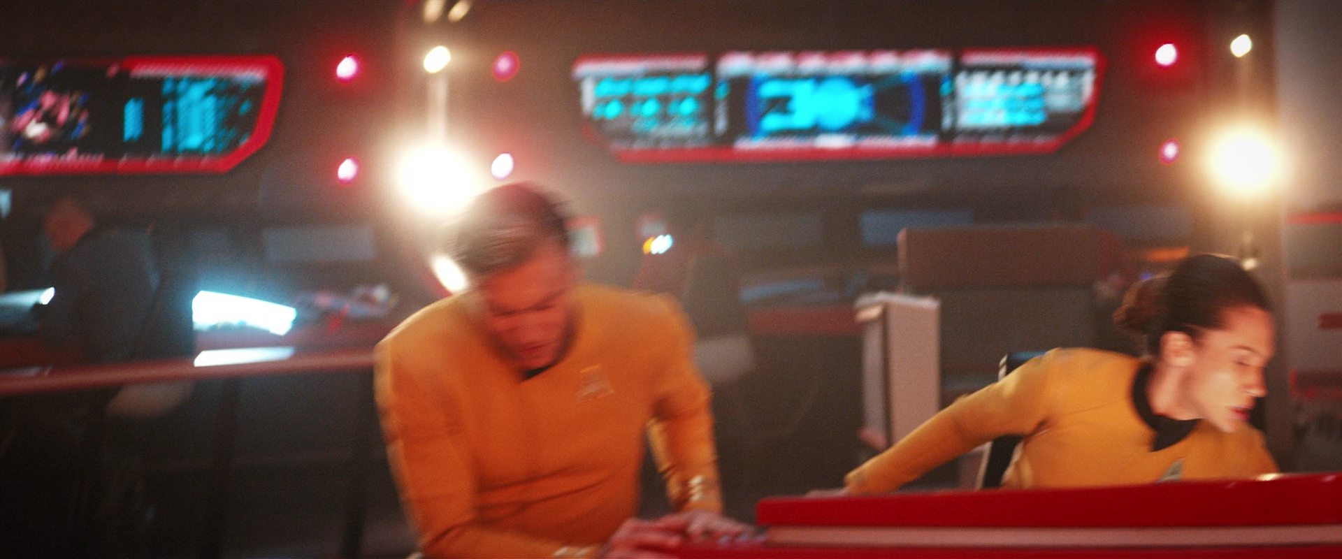 extant_StarTrekDiscovery_2x14-SuchSweetSorrowPart2_02067.jpg