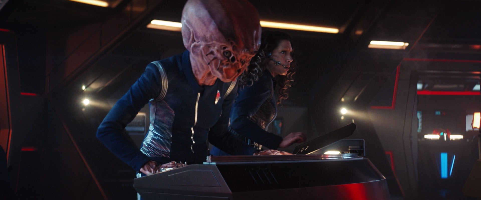 extant_StarTrekDiscovery_2x14-SuchSweetSorrowPart2_02131.jpg