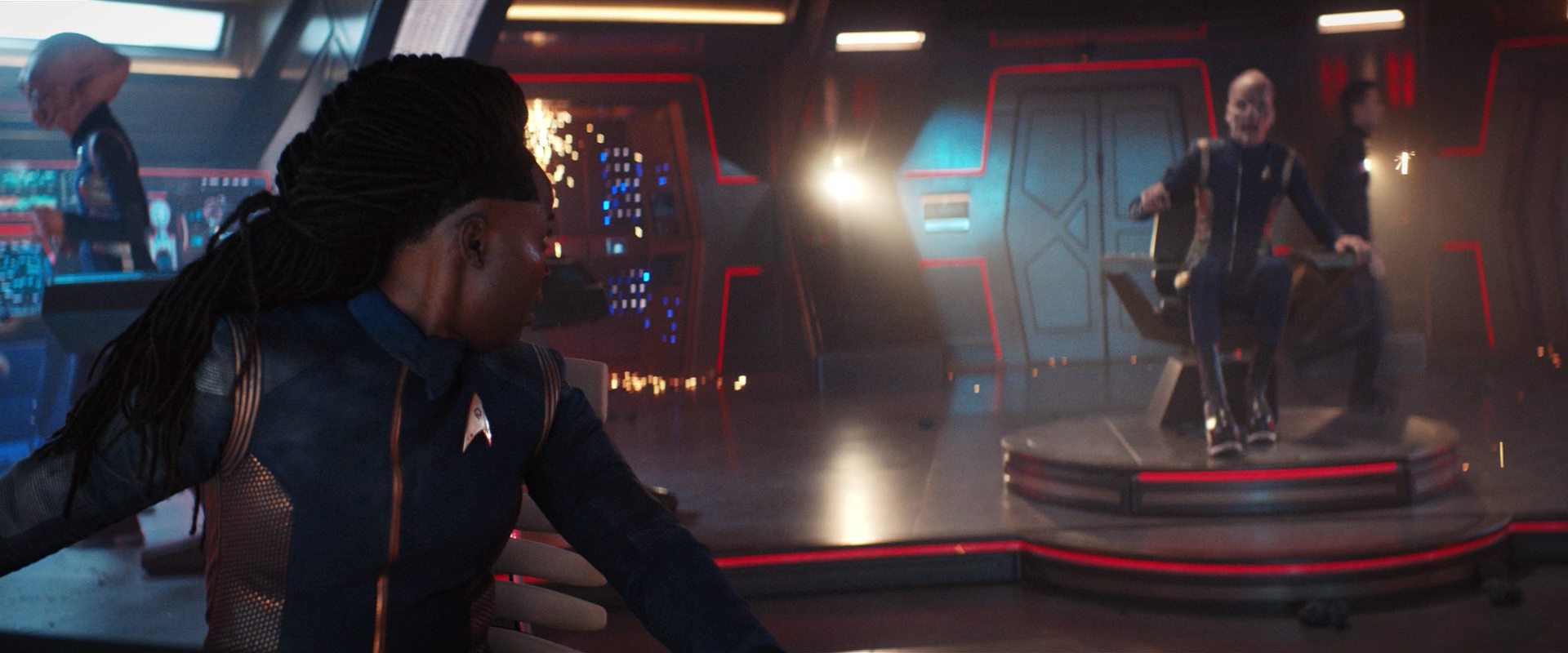 extant_StarTrekDiscovery_2x14-SuchSweetSorrowPart2_02143.jpg
