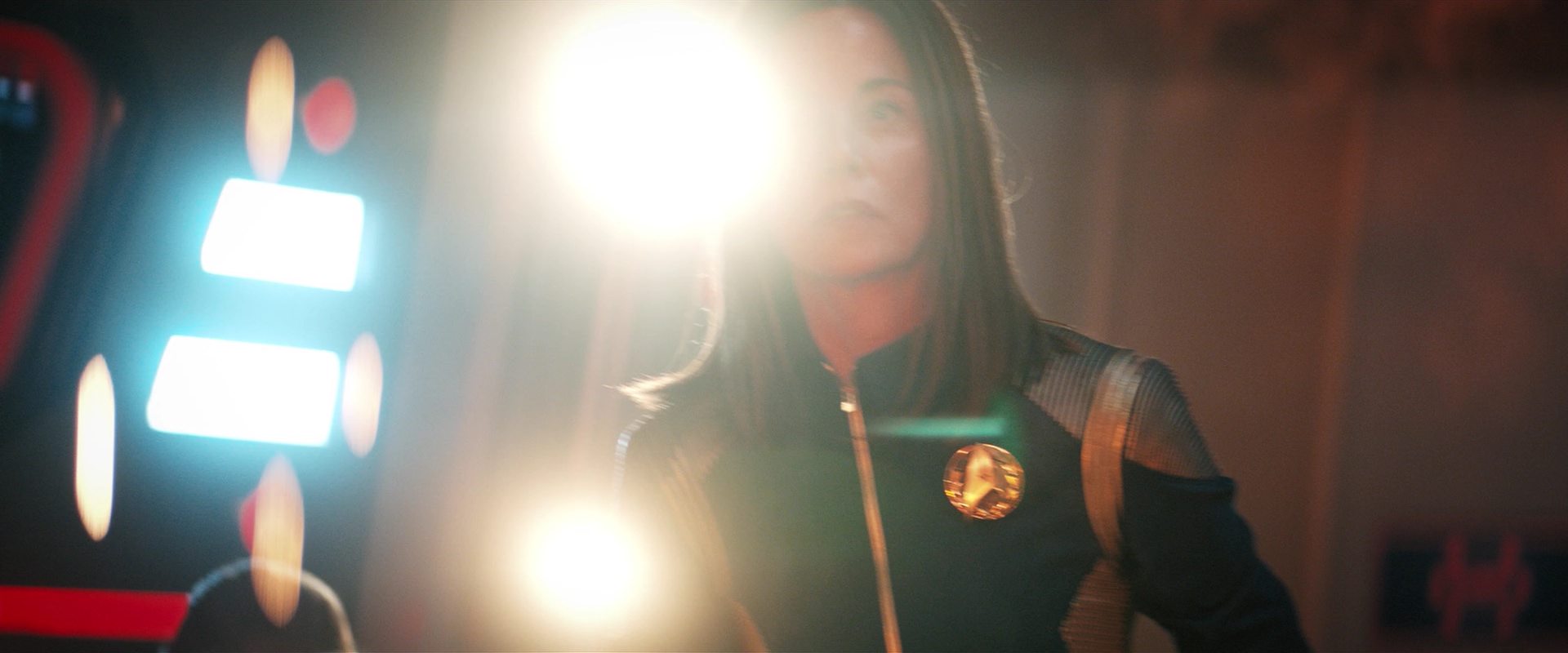 extant_StarTrekDiscovery_2x14-SuchSweetSorrowPart2_02304.jpg