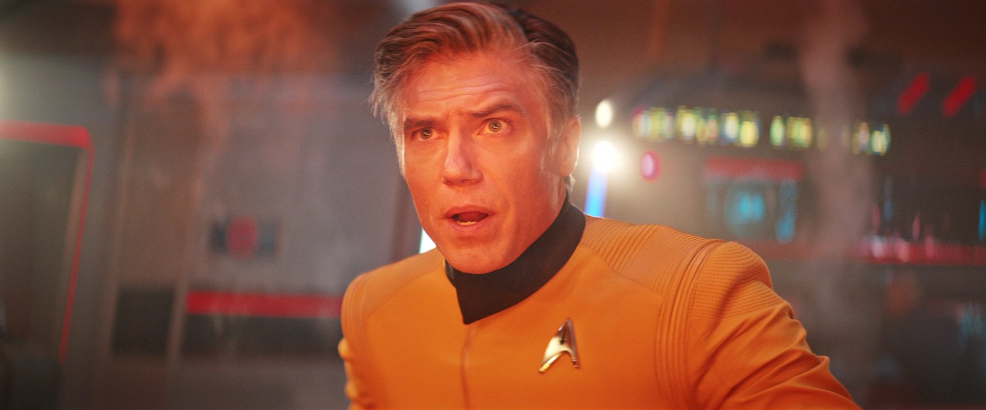 extant_StarTrekDiscovery_2x14-SuchSweetSorrowPart2_02305.jpg