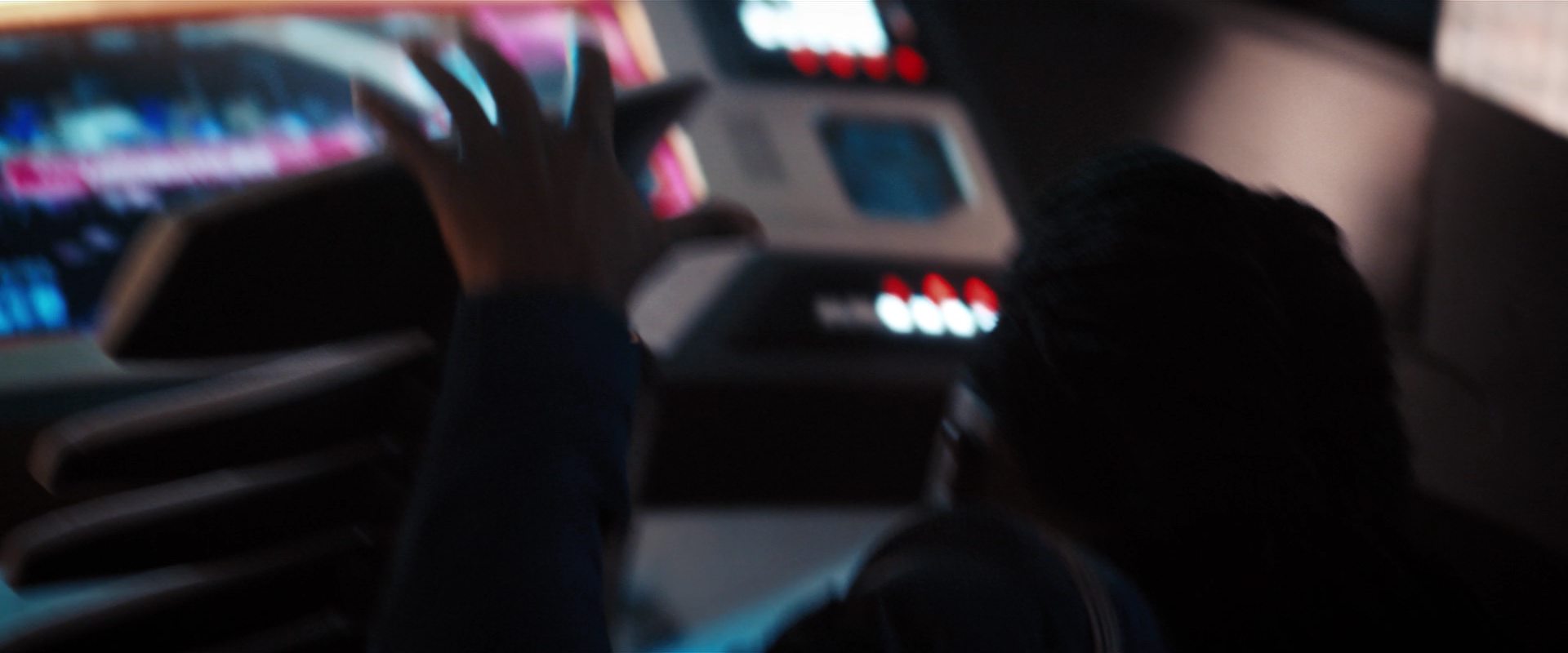 extant_StarTrekDiscovery_2x14-SuchSweetSorrowPart2_02387.jpg