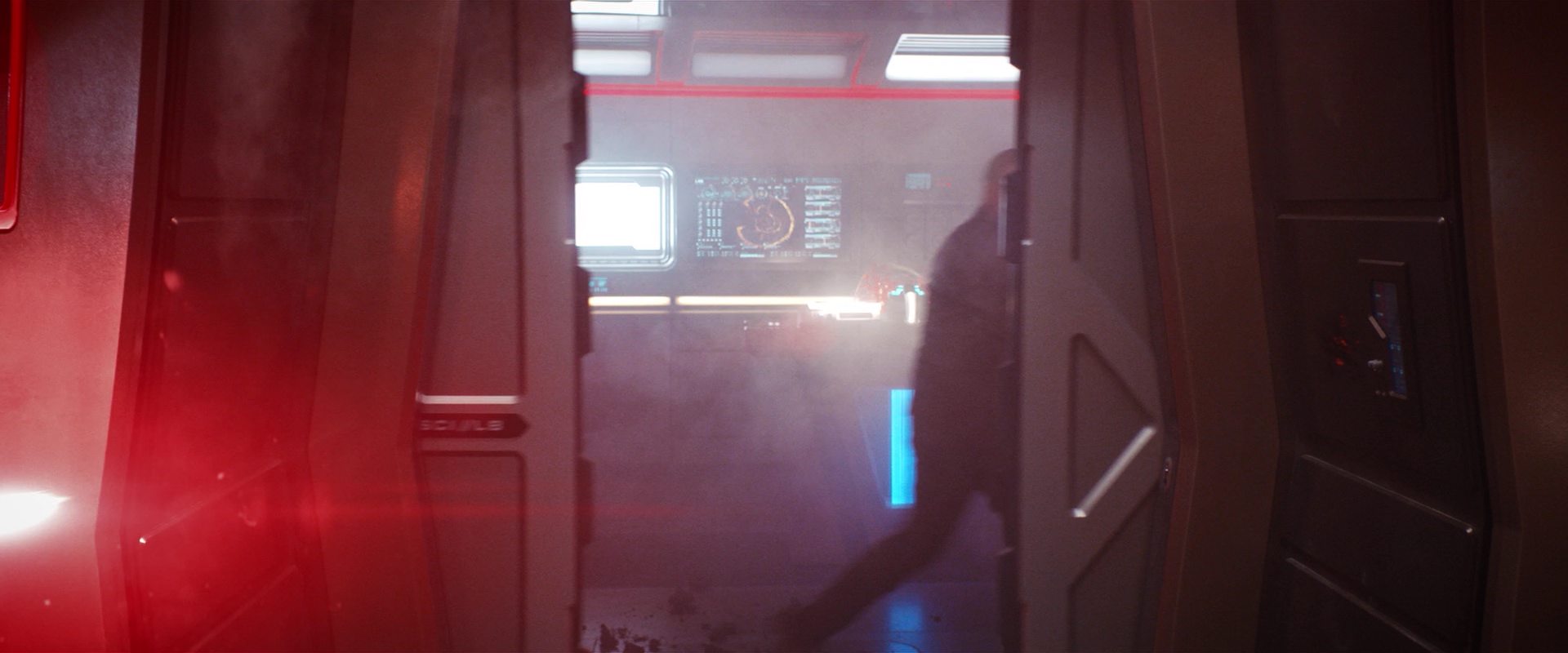 extant_StarTrekDiscovery_2x14-SuchSweetSorrowPart2_02401.jpg