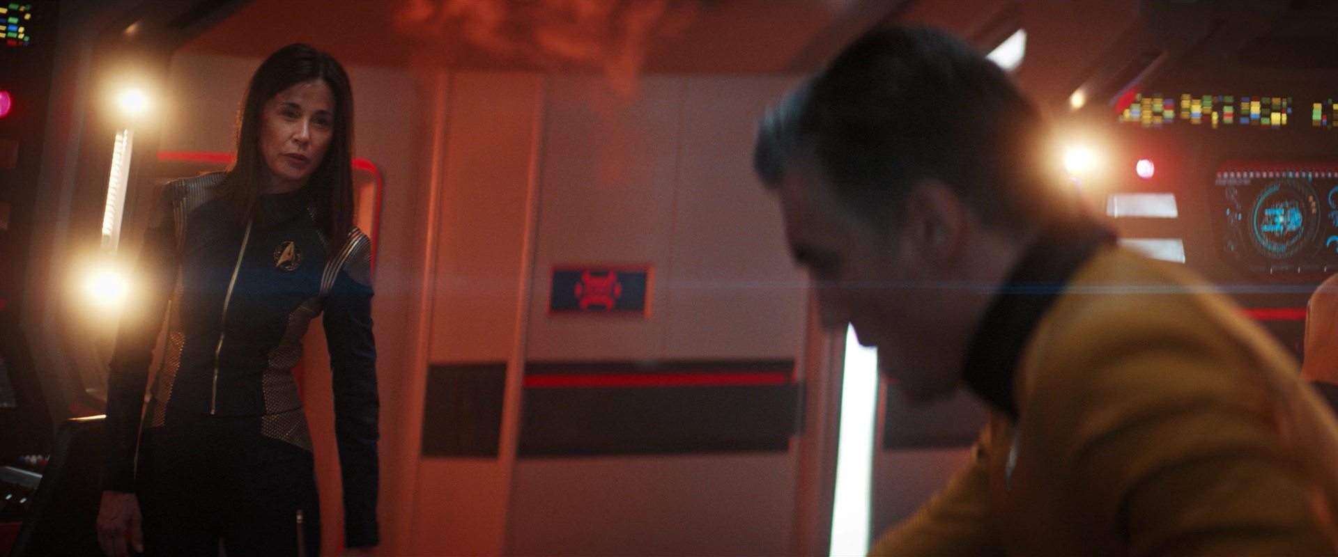 extant_StarTrekDiscovery_2x14-SuchSweetSorrowPart2_02442.jpg