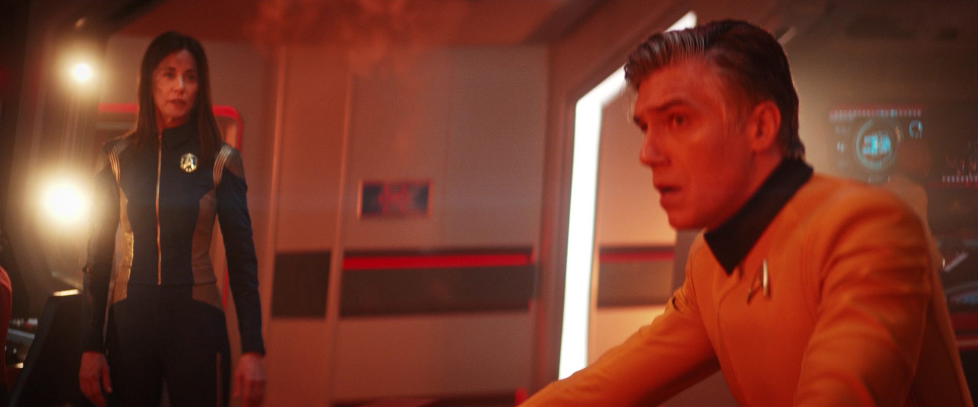 extant_StarTrekDiscovery_2x14-SuchSweetSorrowPart2_02446.jpg