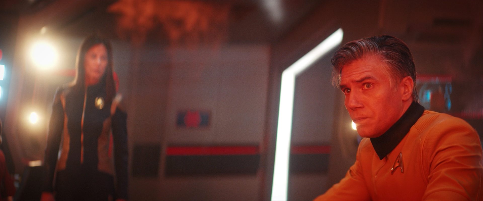 extant_StarTrekDiscovery_2x14-SuchSweetSorrowPart2_02449.jpg