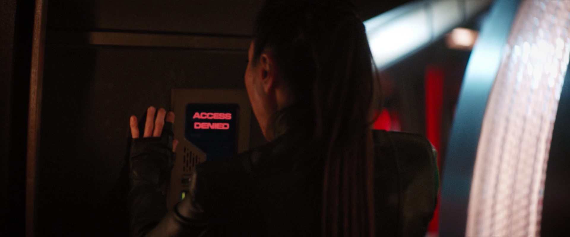 extant_StarTrekDiscovery_2x14-SuchSweetSorrowPart2_02484.jpg