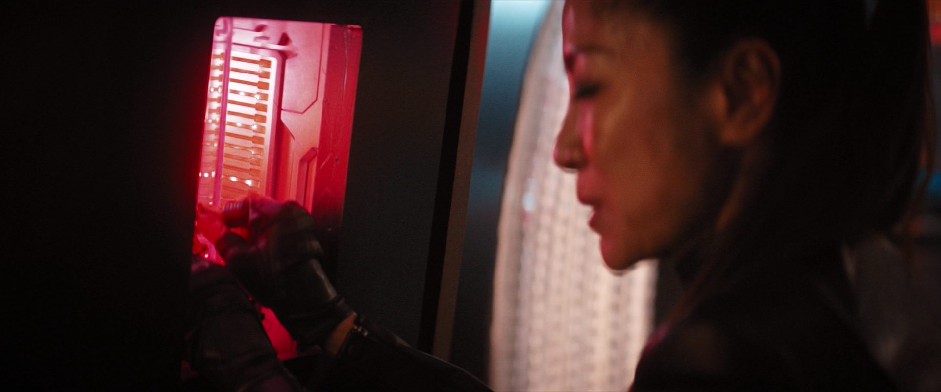 extant_StarTrekDiscovery_2x14-SuchSweetSorrowPart2_02509.jpg