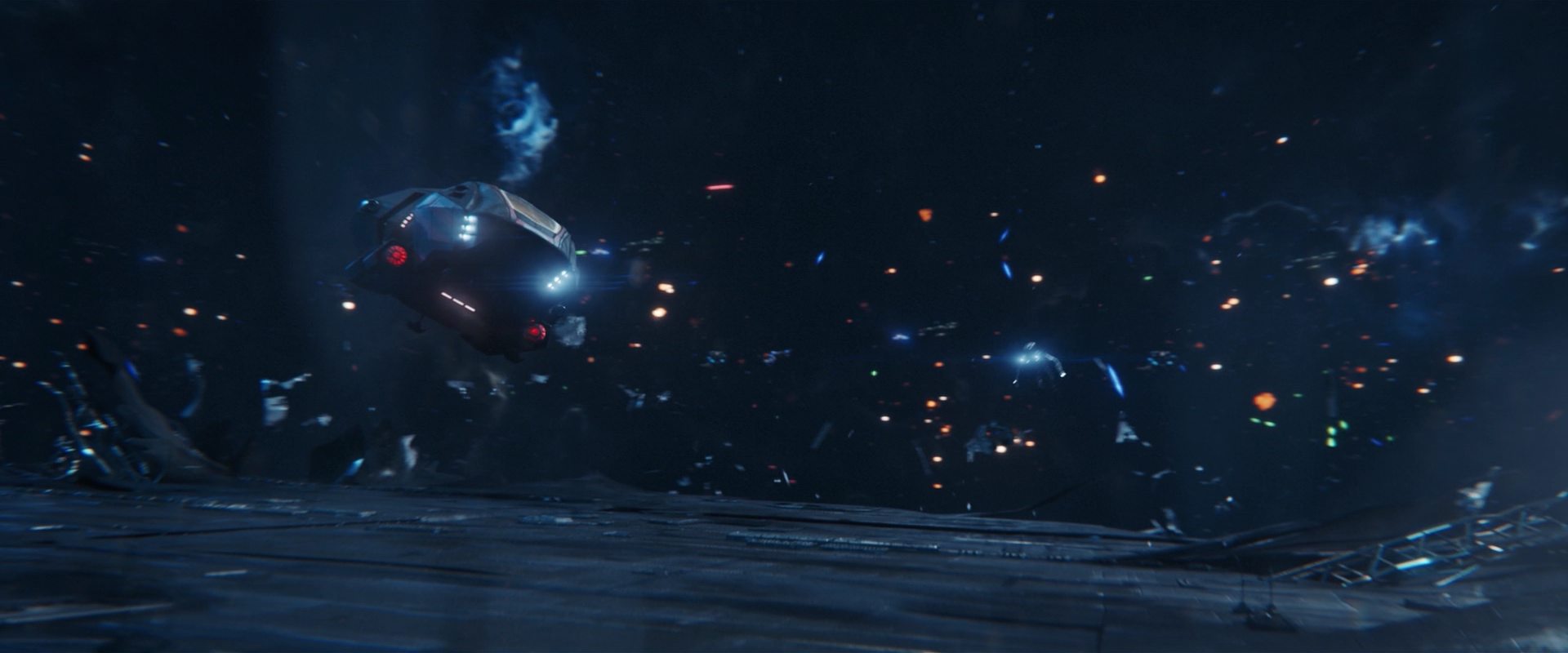extant_StarTrekDiscovery_2x14-SuchSweetSorrowPart2_02559.jpg