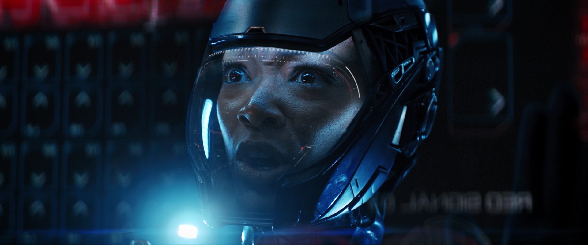 extant_StarTrekDiscovery_2x14-SuchSweetSorrowPart2_02590.jpg
