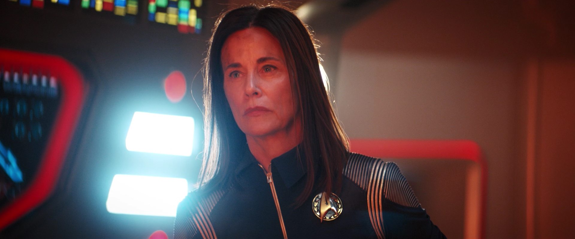 extant_StarTrekDiscovery_2x14-SuchSweetSorrowPart2_02700.jpg