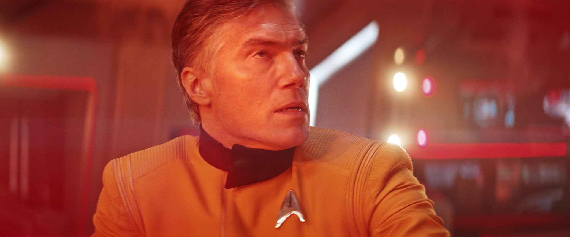 extant_StarTrekDiscovery_2x14-SuchSweetSorrowPart2_02710.jpg