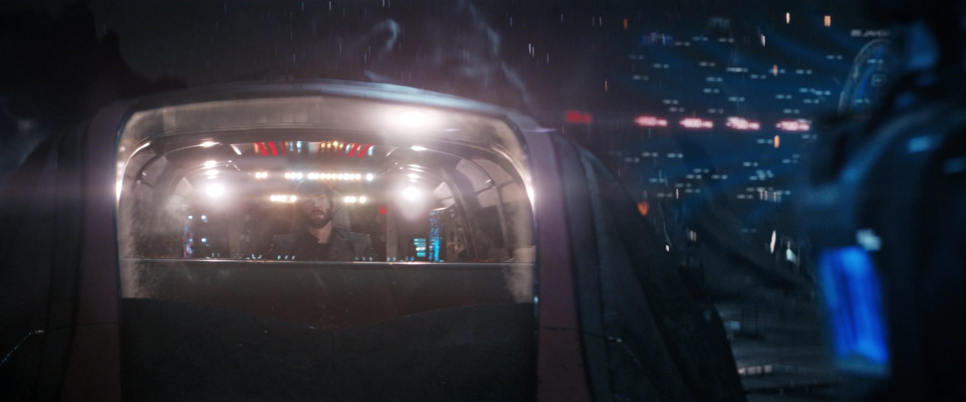 extant_StarTrekDiscovery_2x14-SuchSweetSorrowPart2_02922.jpg