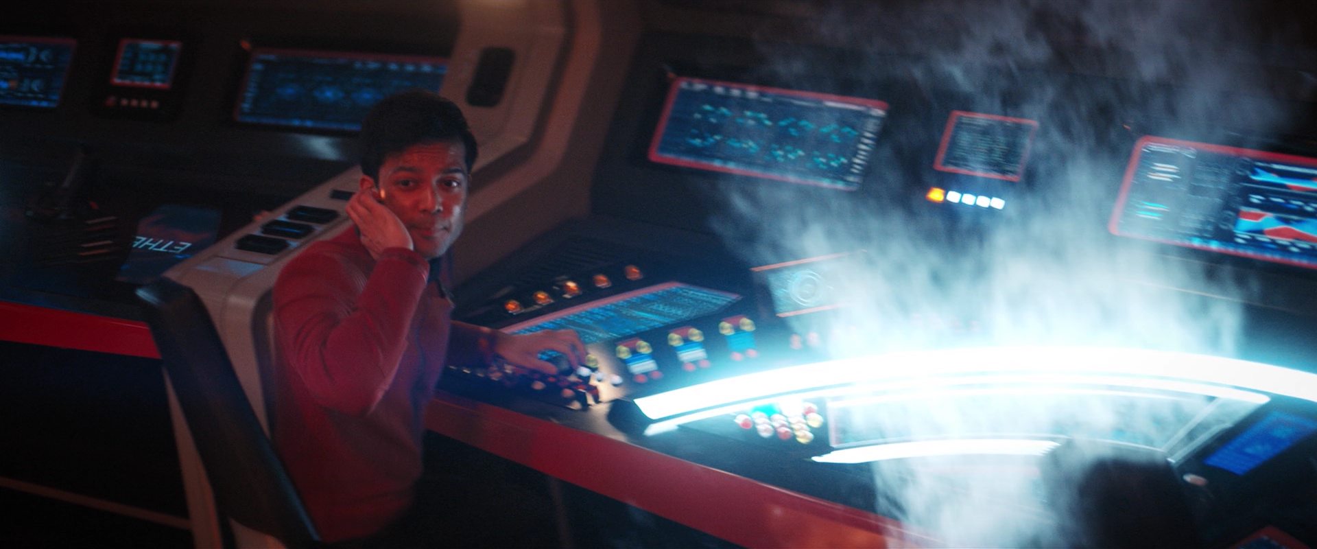 extant_StarTrekDiscovery_2x14-SuchSweetSorrowPart2_03148.jpg