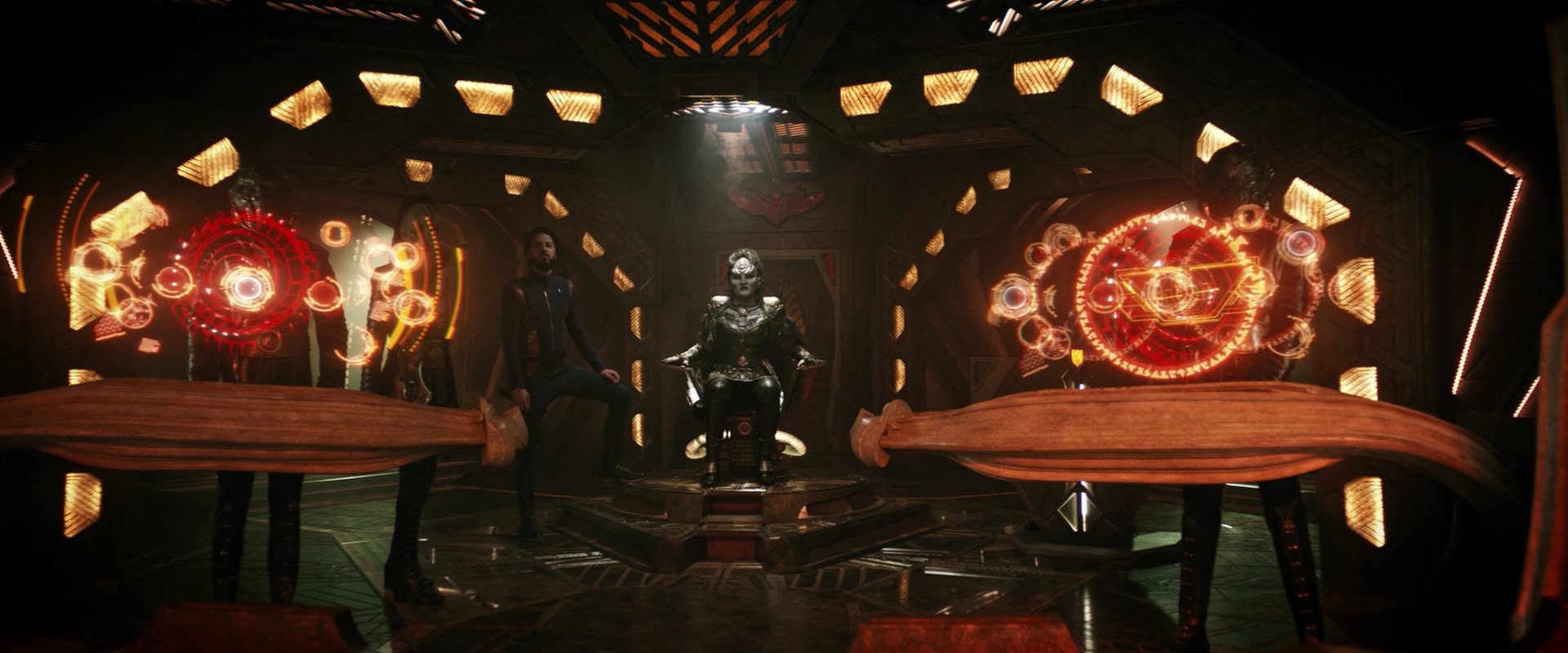 extant_StarTrekDiscovery_2x14-SuchSweetSorrowPart2_03227.jpg