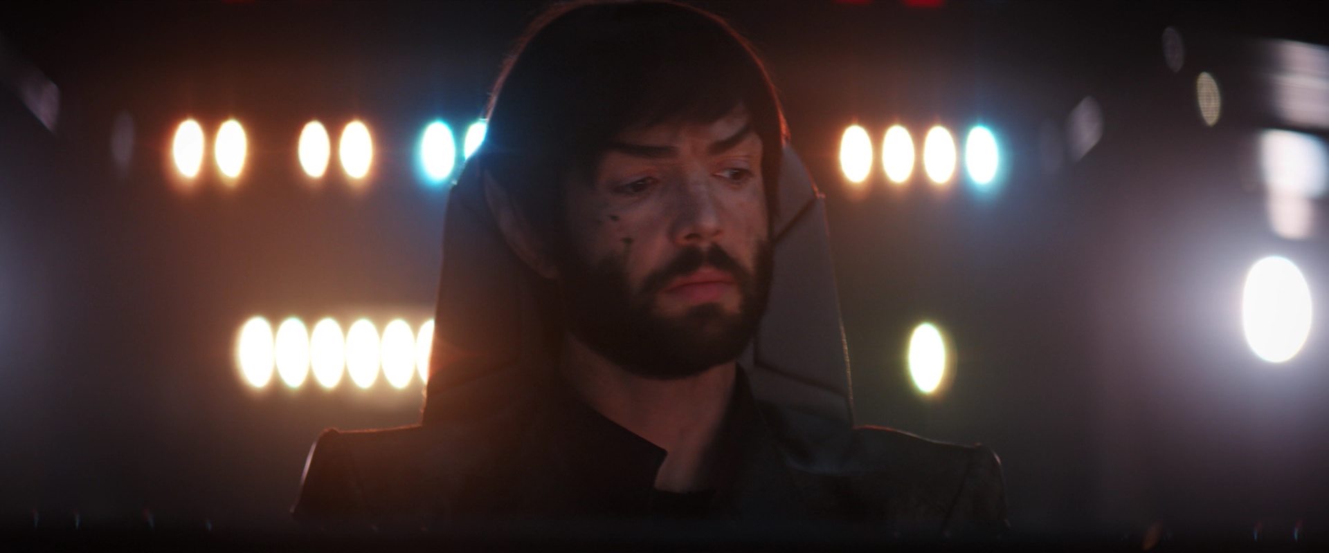 extant_StarTrekDiscovery_2x14-SuchSweetSorrowPart2_03290.jpg