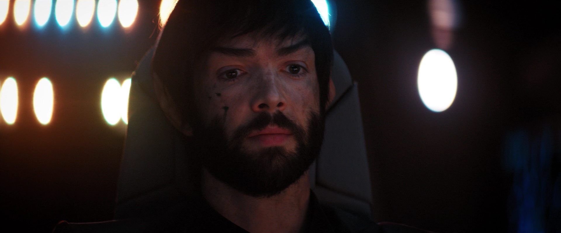 extant_StarTrekDiscovery_2x14-SuchSweetSorrowPart2_03492.jpg