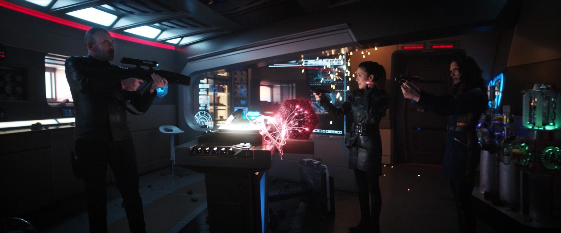 extant_StarTrekDiscovery_2x14-SuchSweetSorrowPart2_03571.jpg