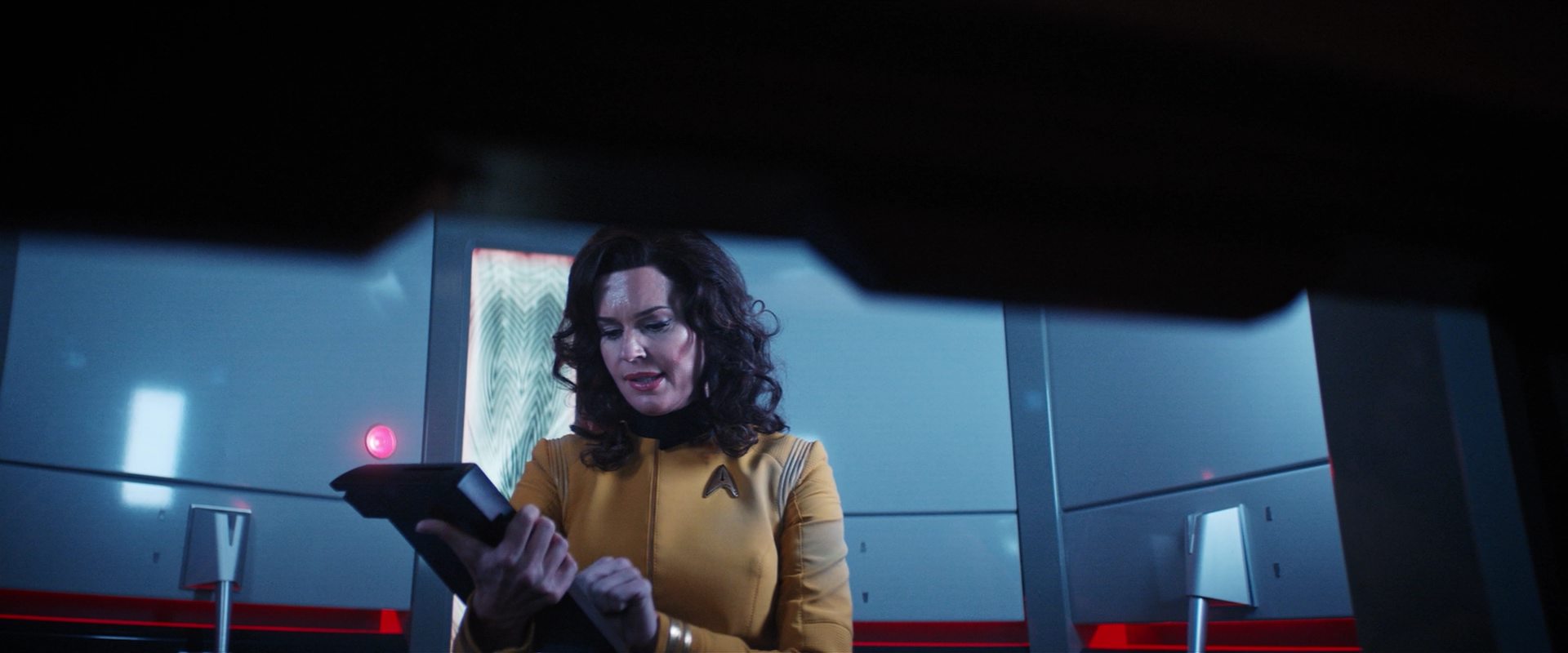extant_StarTrekDiscovery_2x14-SuchSweetSorrowPart2_03656.jpg