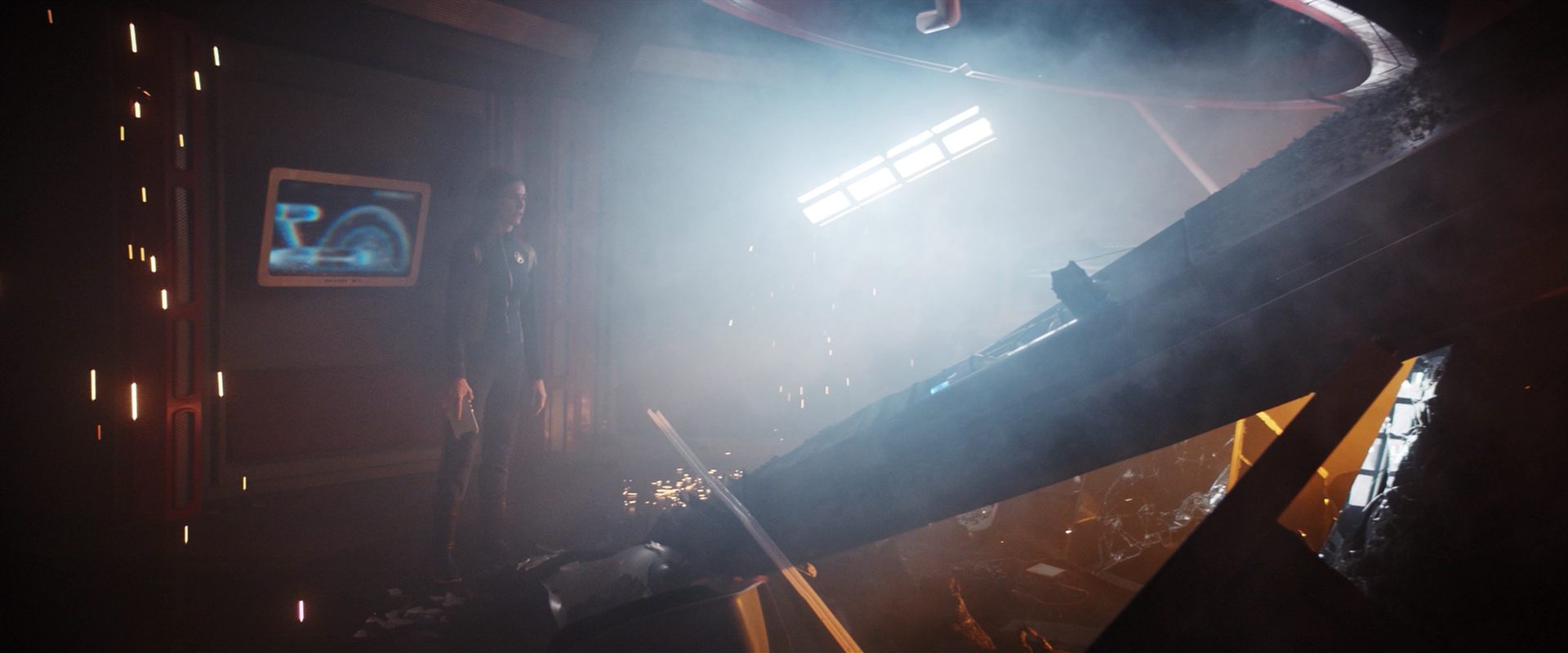 extant_StarTrekDiscovery_2x14-SuchSweetSorrowPart2_03676.jpg