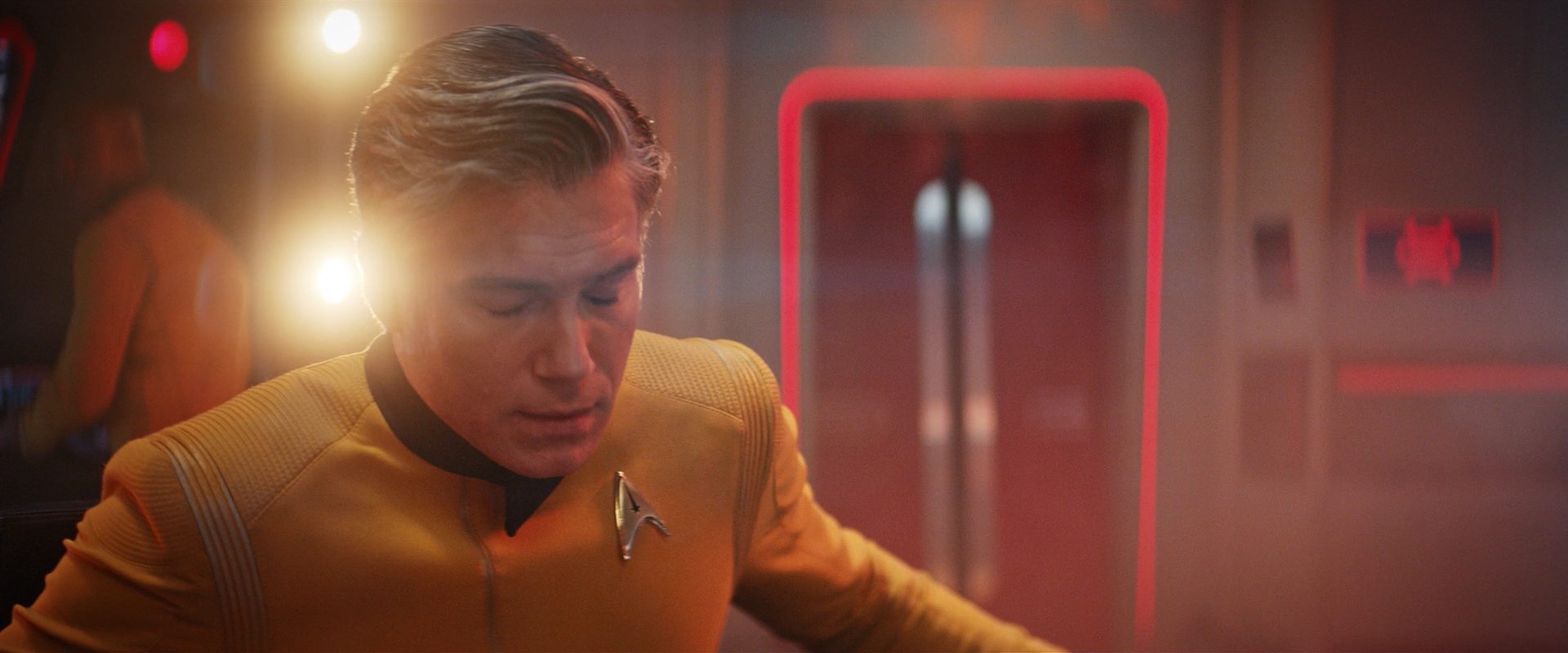 extant_StarTrekDiscovery_2x14-SuchSweetSorrowPart2_03687.jpg