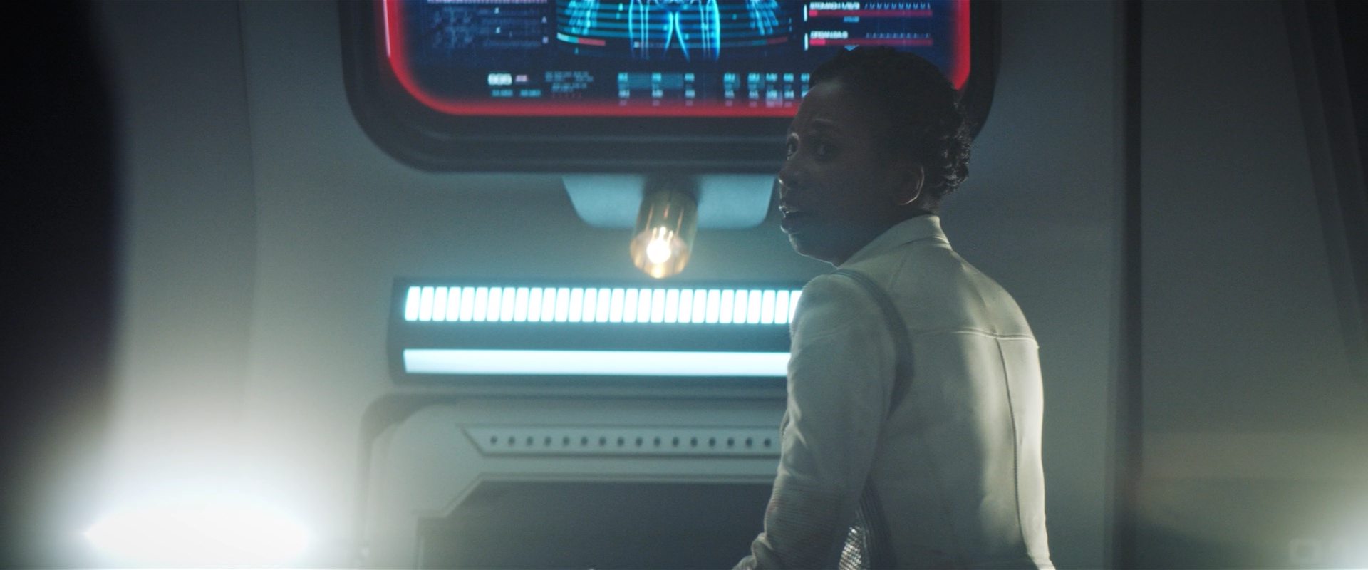 extant_StarTrekDiscovery_2x14-SuchSweetSorrowPart2_03732.jpg