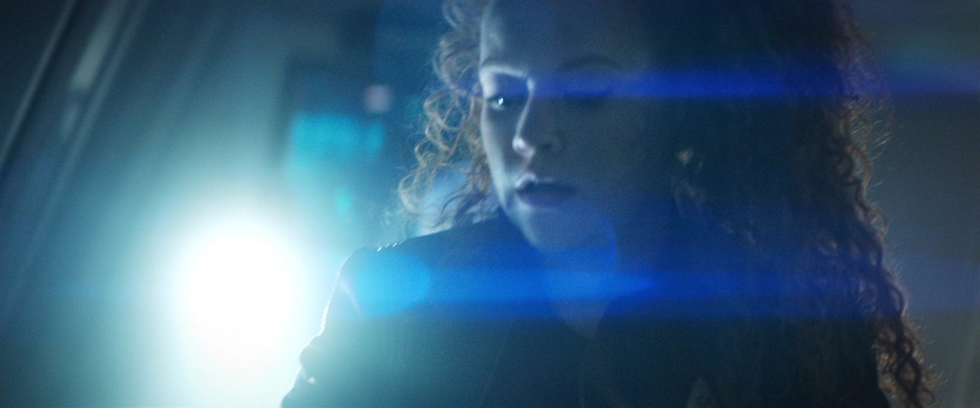 extant_StarTrekDiscovery_2x14-SuchSweetSorrowPart2_03749.jpg