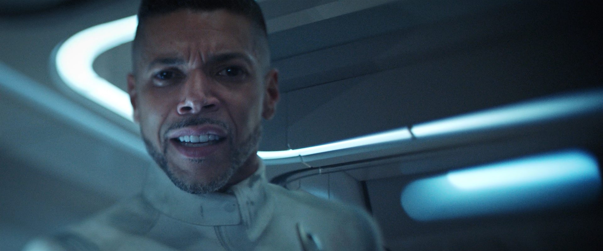 extant_StarTrekDiscovery_2x14-SuchSweetSorrowPart2_03778.jpg