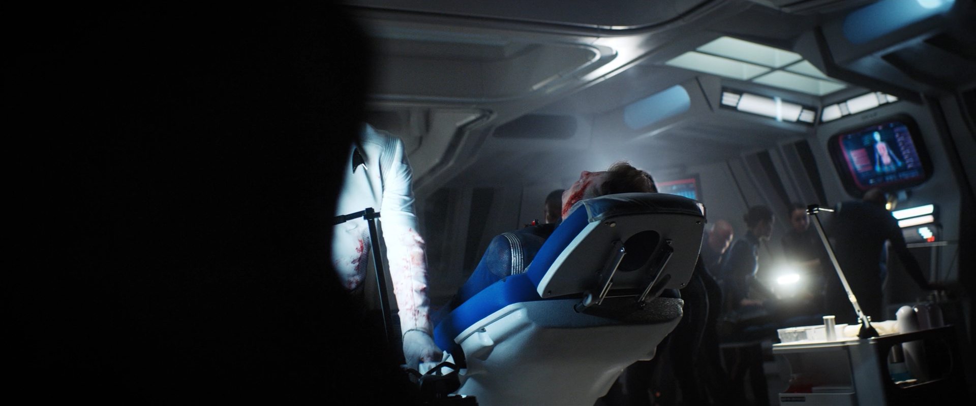 extant_StarTrekDiscovery_2x14-SuchSweetSorrowPart2_03791.jpg