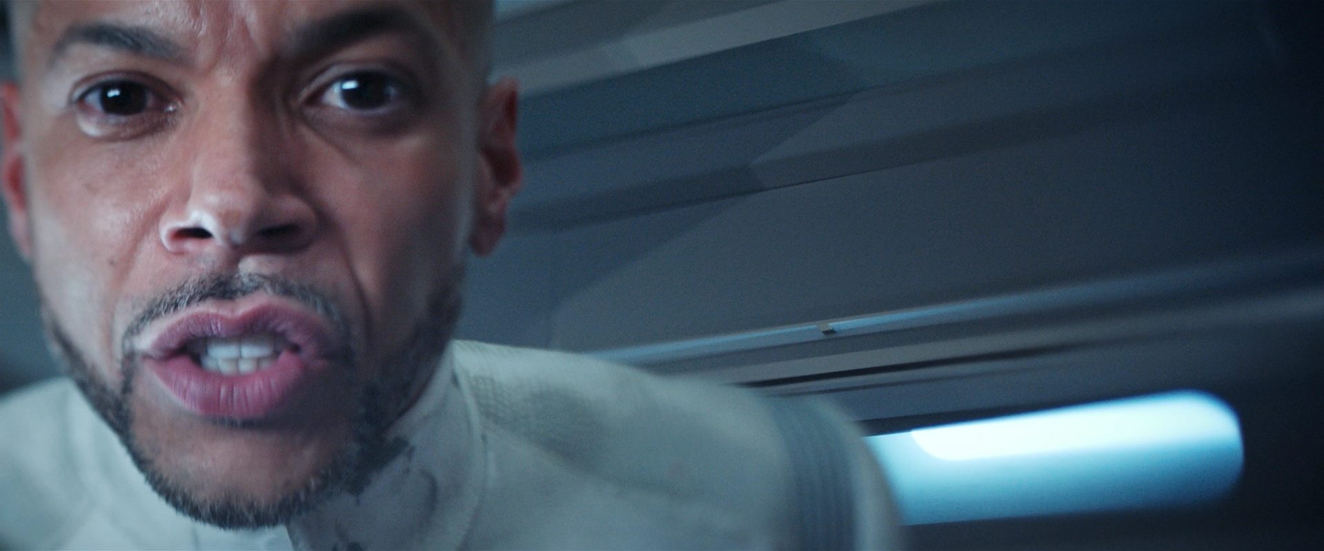 extant_StarTrekDiscovery_2x14-SuchSweetSorrowPart2_03804.jpg