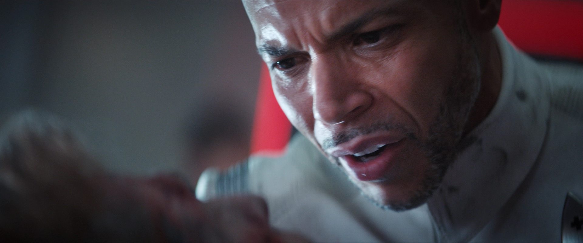 extant_StarTrekDiscovery_2x14-SuchSweetSorrowPart2_03904.jpg