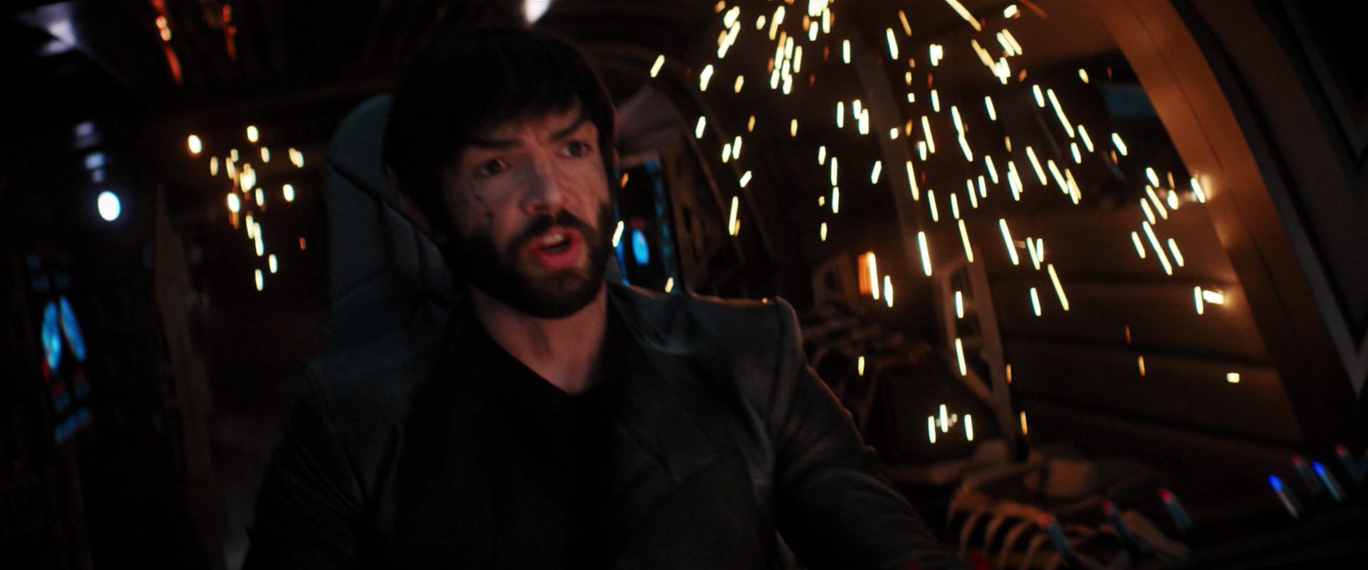extant_StarTrekDiscovery_2x14-SuchSweetSorrowPart2_03969.jpg