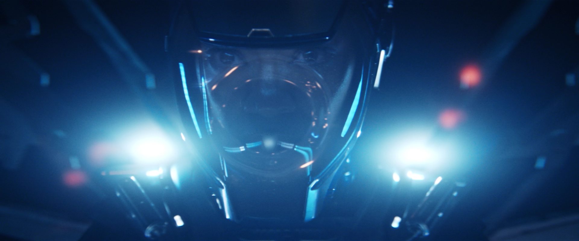 extant_StarTrekDiscovery_2x14-SuchSweetSorrowPart2_04025.jpg