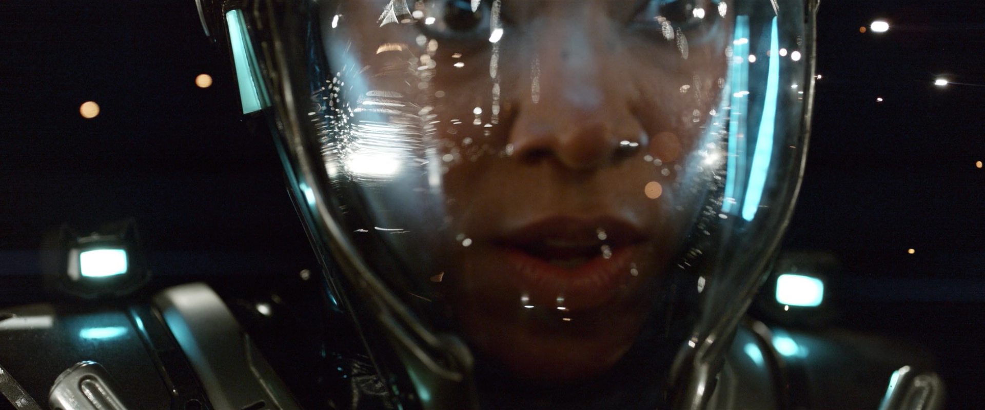 extant_StarTrekDiscovery_2x14-SuchSweetSorrowPart2_04157.jpg
