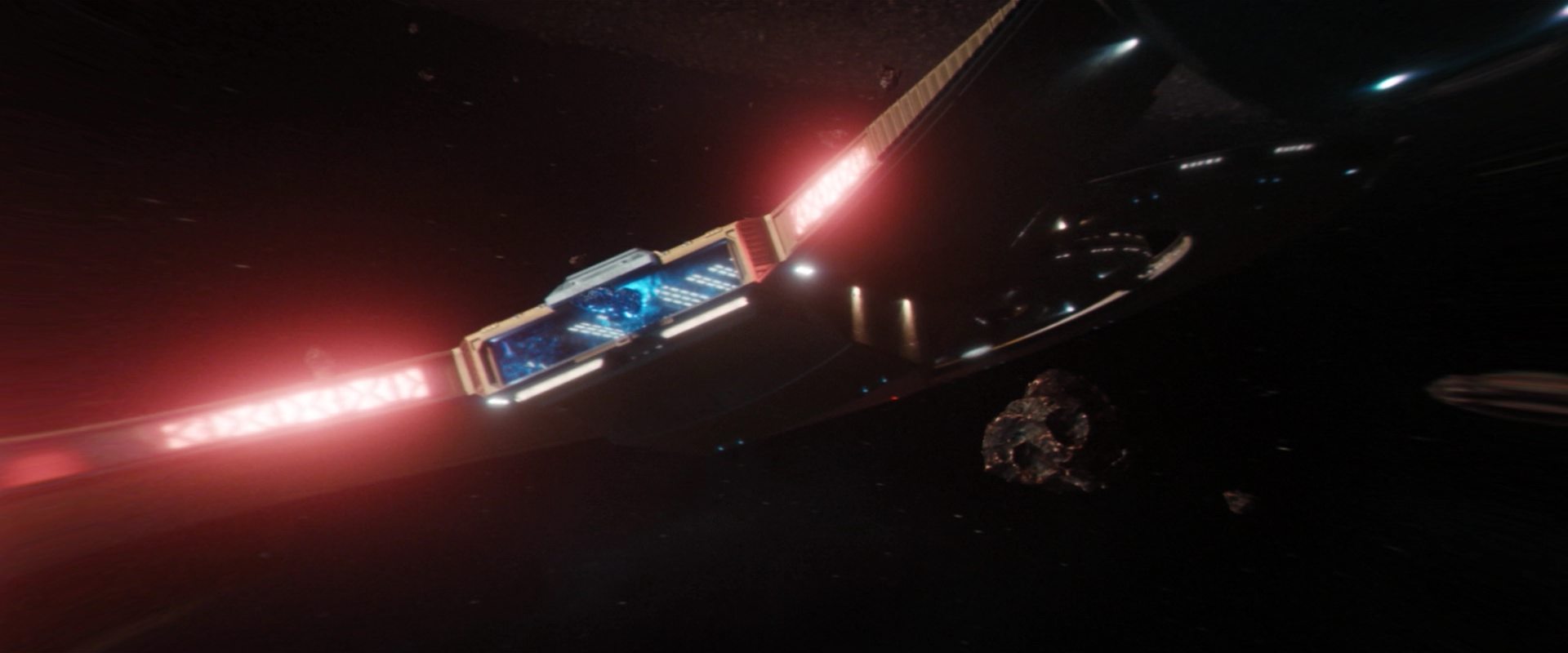 extant_StarTrekDiscovery_2x14-SuchSweetSorrowPart2_04369.jpg