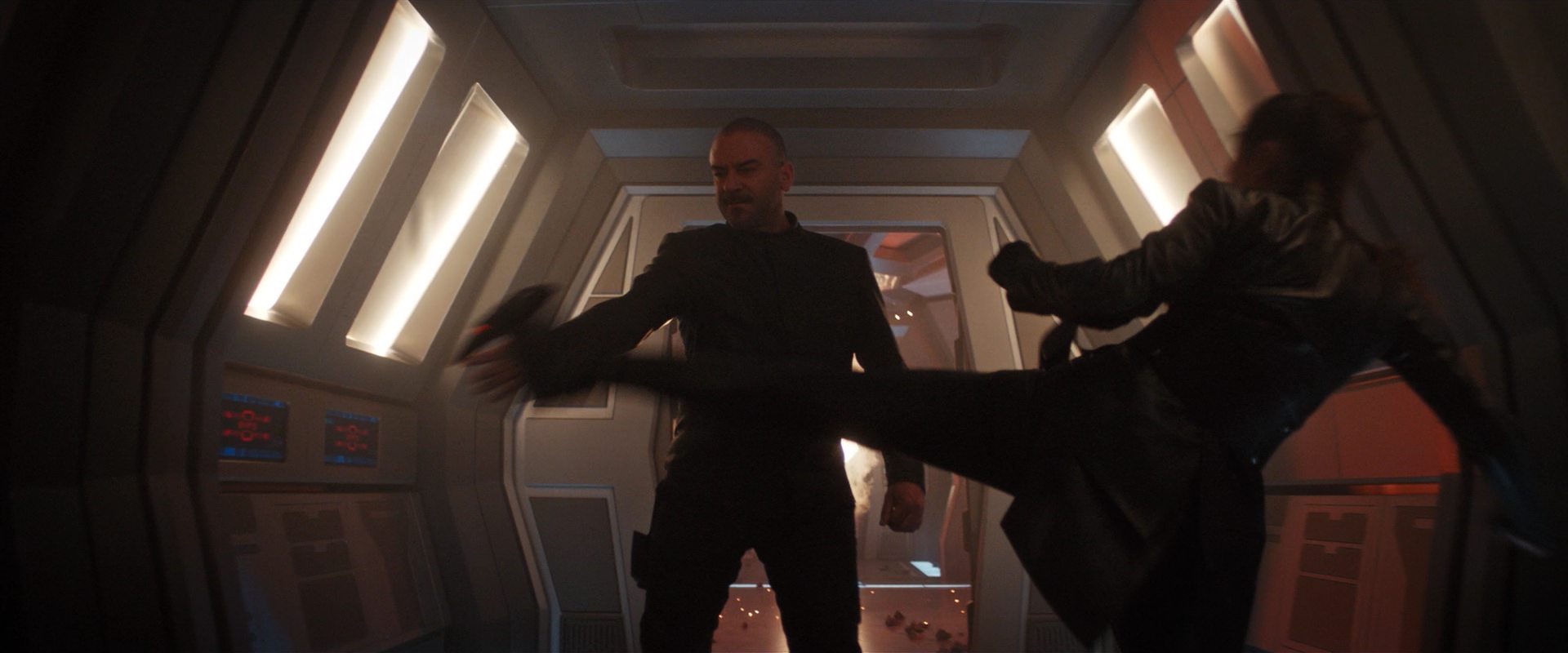 extant_StarTrekDiscovery_2x14-SuchSweetSorrowPart2_04410.jpg