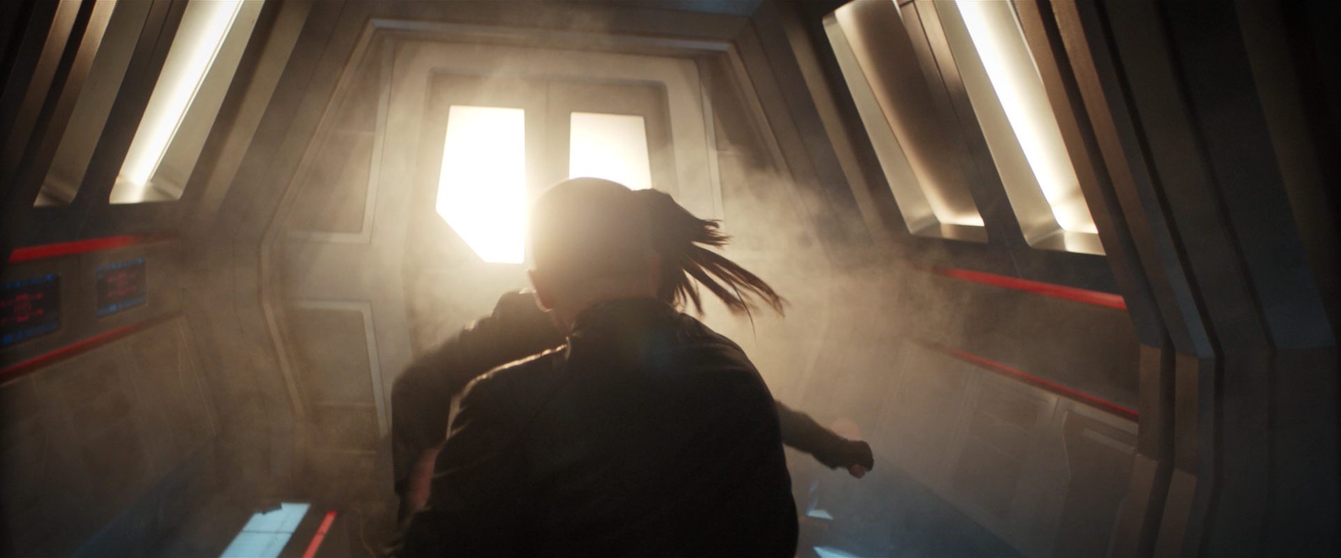 extant_StarTrekDiscovery_2x14-SuchSweetSorrowPart2_04413.jpg