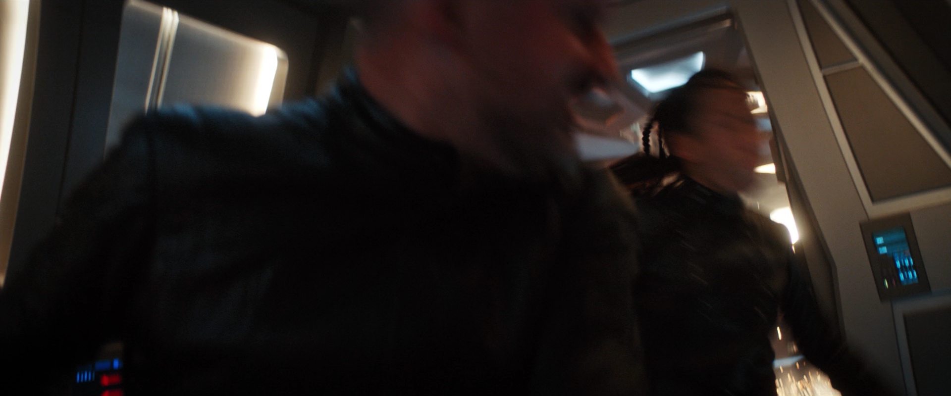extant_StarTrekDiscovery_2x14-SuchSweetSorrowPart2_04439.jpg