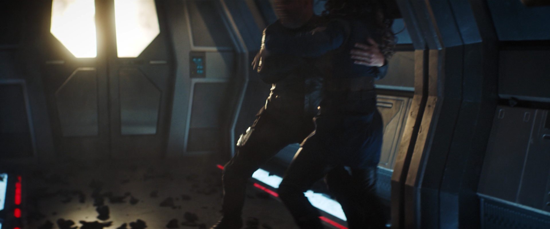 extant_StarTrekDiscovery_2x14-SuchSweetSorrowPart2_04528.jpg